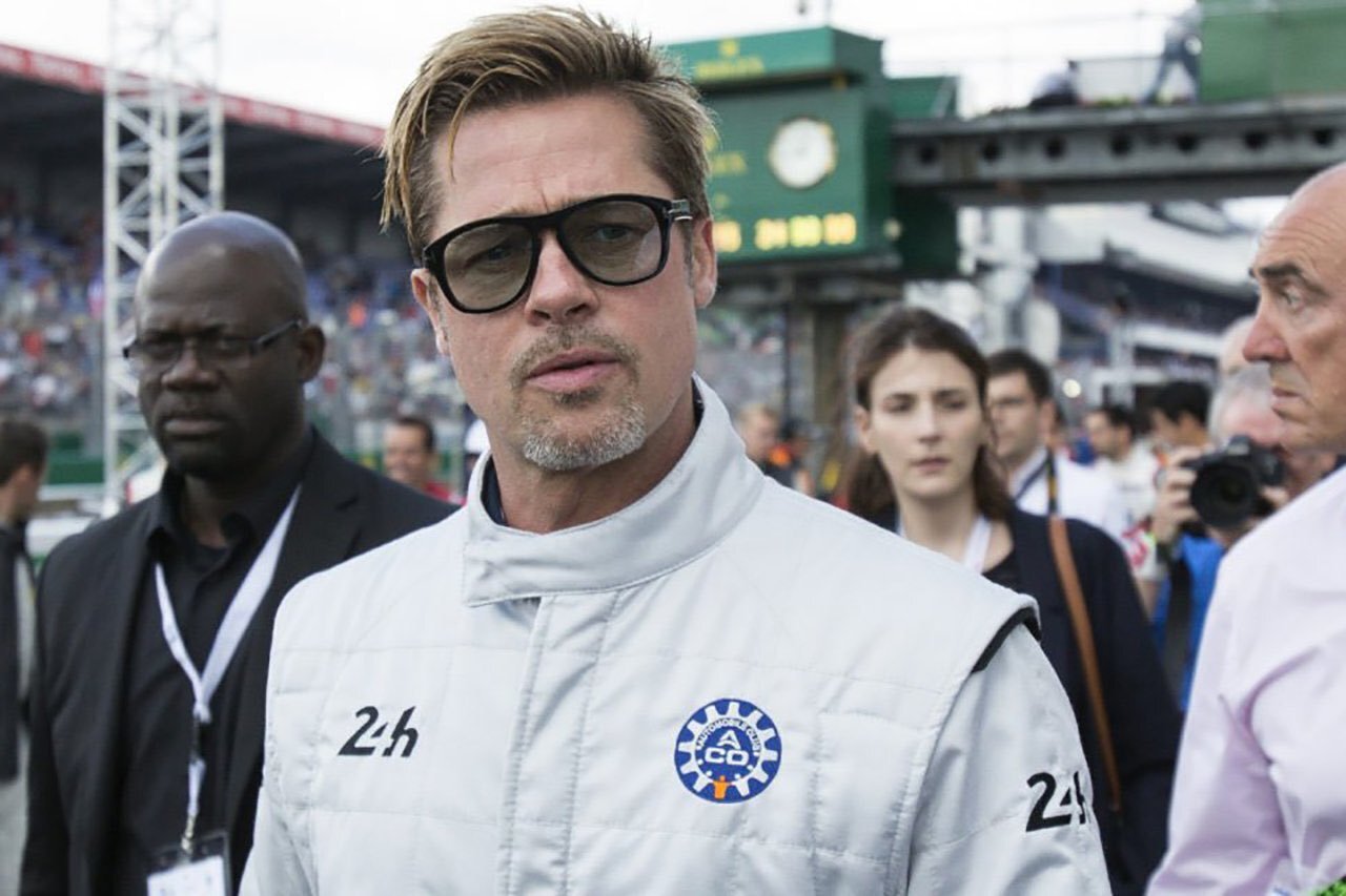 Nový film o F1! Brad Pitt už natáčí během skutečných závodů Nový film o F1! Brad Pitt už natáčí během skutečných závodů